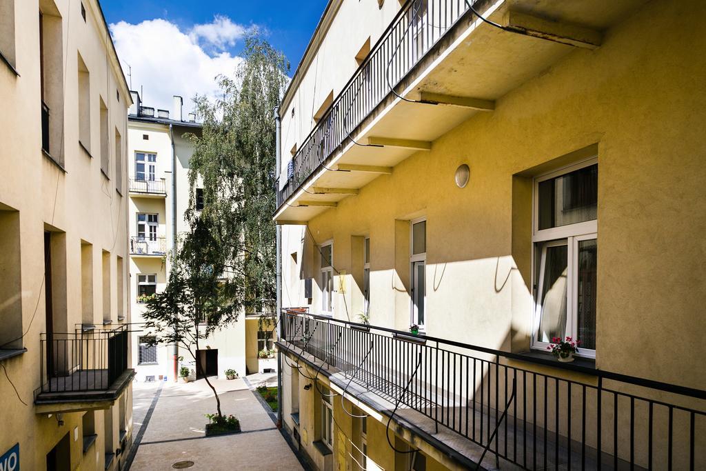 Live Like Locals: Market Square X Jewish District Krakow Ngoại thất bức ảnh